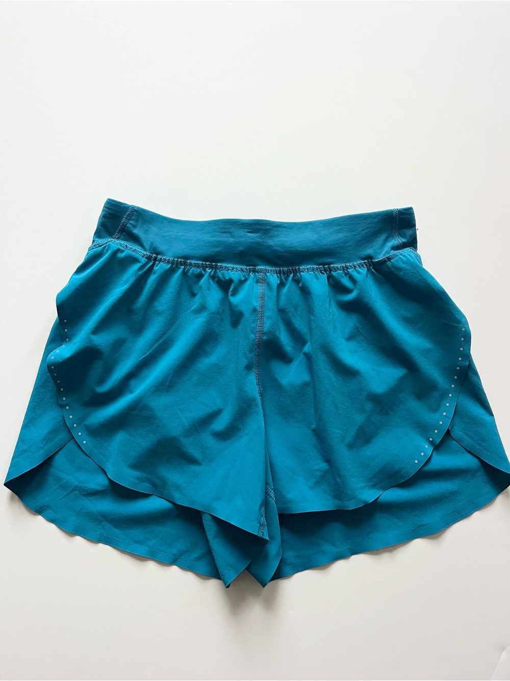 lululemon athletica Fast & Free High-Rise Classic Fit Split Short 3” - XS Blue